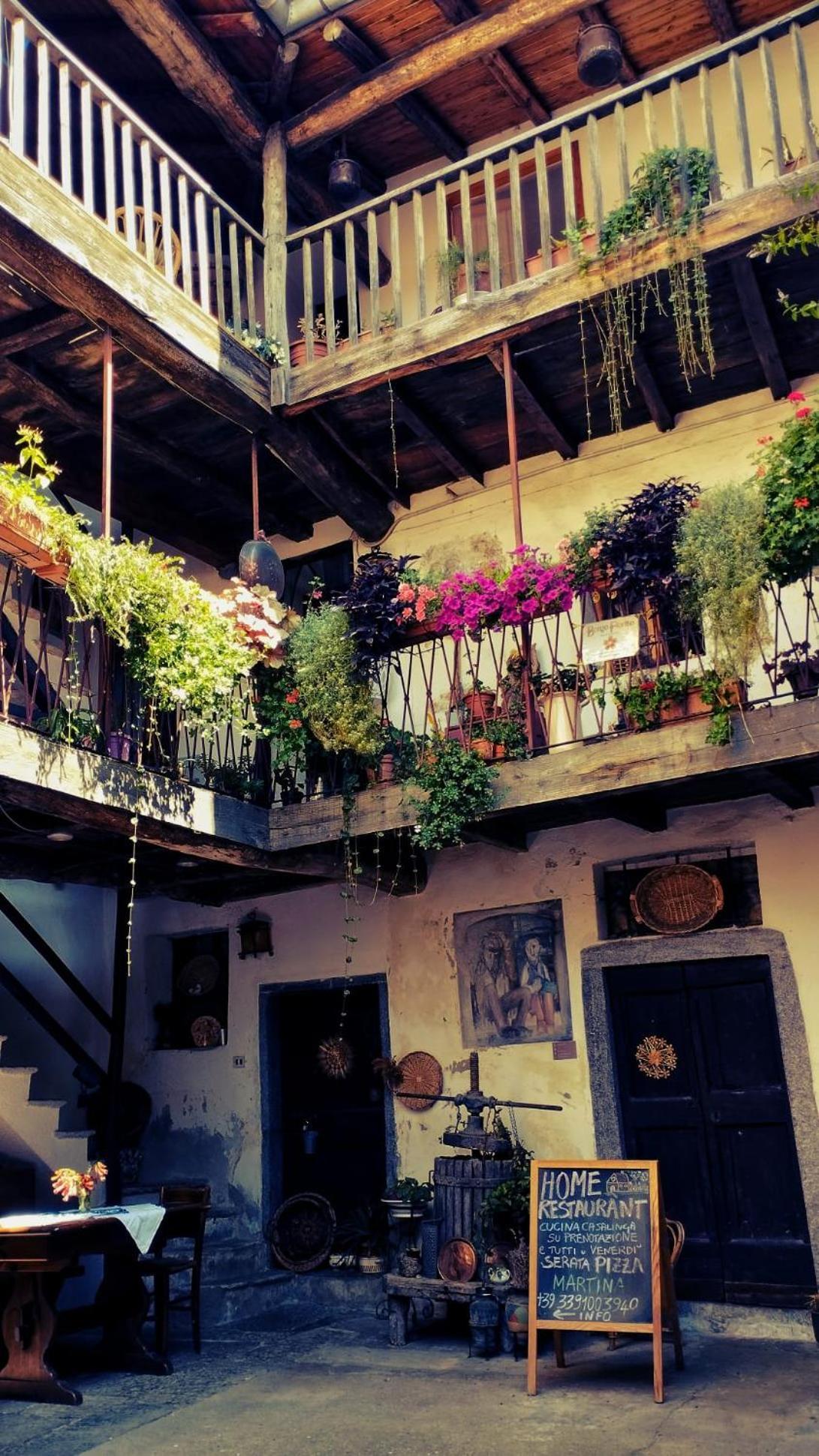 La Corte Del Poeta Arcumeggia Exterior foto